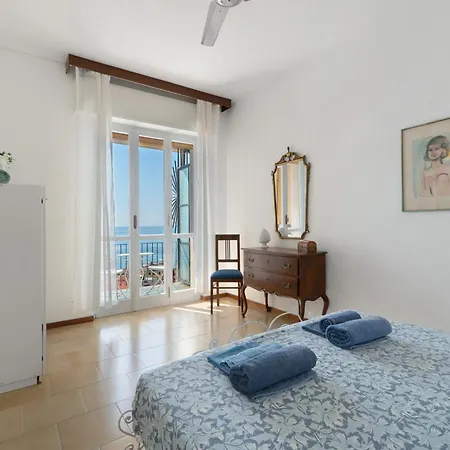 Riviera Mare Apartment *